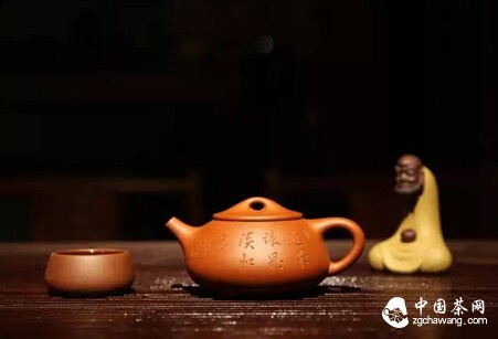 以茶待客谈茶礼丨论茶壶口为什么不能对着客人