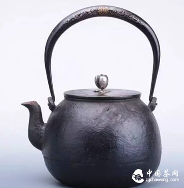 【茶器】银壶、铜壶、铁壶的功效概述