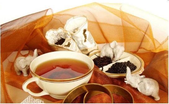 互联网+茶金融创新，八盏茶业助力普洱茶产业升级
