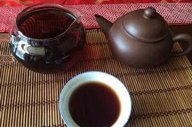 喝茶有讲究：茶水喝不对，营养打折扣