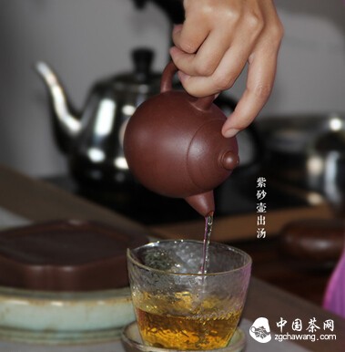 详解紫砂壶冲泡普洱茶的方法