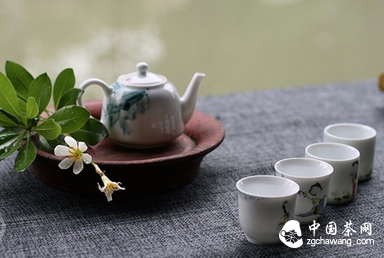喝茶从布置茶席开始，如何布置一个简单的茶席？