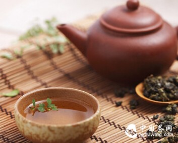“炒青茶”技术与“蒸青茶”技术