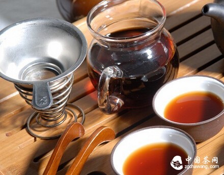 普洱茶饼茶的泡法和撬开方法