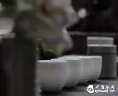 【栀子花开】香了这一席茶