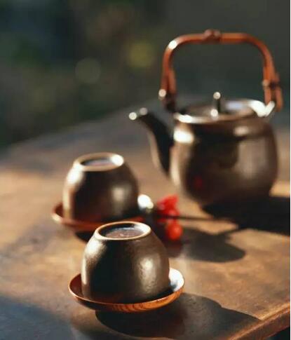 从中医的观点看普洱茶又有什么利弊呢？