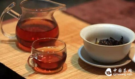 正山小种茶汤变黑？都是茶褐素惹的祸