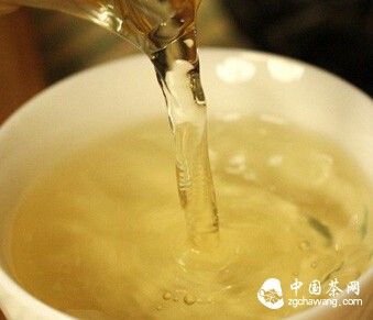 普洱茶冲泡：关于辨水、选水、煮水