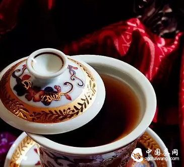 乾隆皇帝与茶的不解之缘