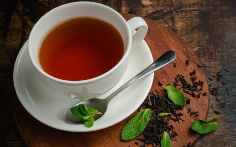 茶的英文名字叫“Red Tea”，中文直译就是“红茶”