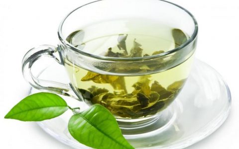 每天喝三杯绿茶可预防老年痴呆