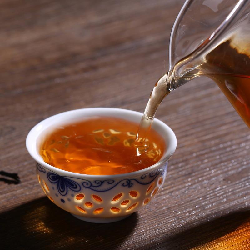 大红袍和红茶有什么区别？