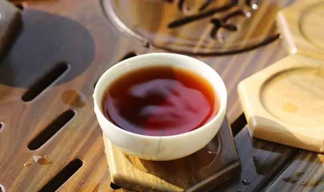 喝茶，是中国人的一种情调！