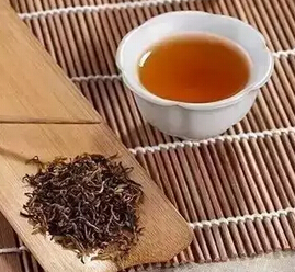 为什么越贵的茶叶却越淡？